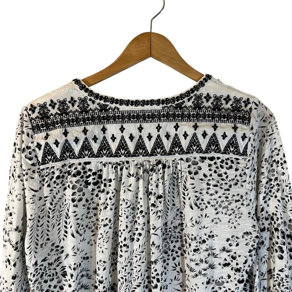 Lucky Brand Floral Blouse Plus 1X White Black Embroidered Boho Patterned Peasant - Picture 4 of 9